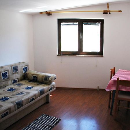 Apartments Miljak 奥米什 外观 照片