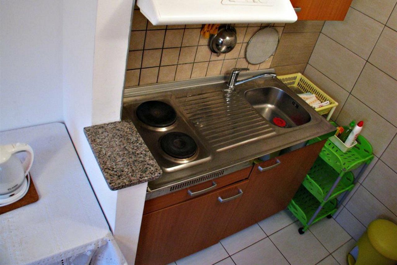 Apartments Miljak 奥米什 外观 照片